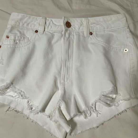 white jean shorts - Picture 2 of 4